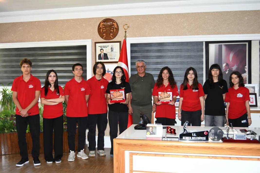 Kemer’de eğitim yatırımları meyvesini veriyor 5